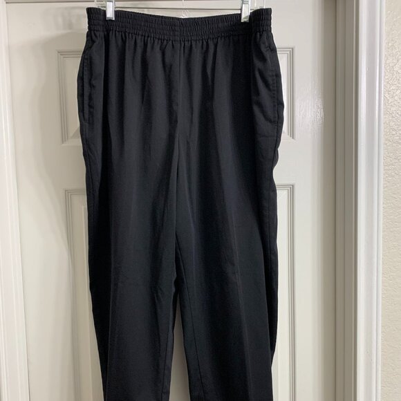 Megan Moore Brand Women's Black Dress Pants, Size 22WP - Picture 3 of 7